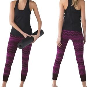 Lululemon Ebb To Street 7/8 Legging Size 4 Plum Chevron Print Pant NO SIZE TAG